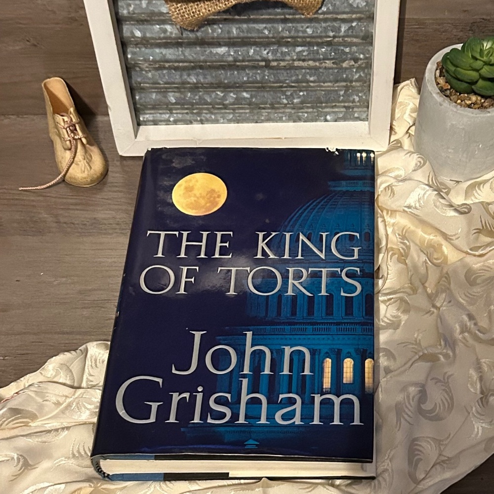 😉Bundle Days😉 The King Of Torts By John Grisham Hardcover Book